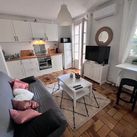 Sympathique Studio En Rez De Jardin Dans Residence Hyères Zewnętrze zdjęcie